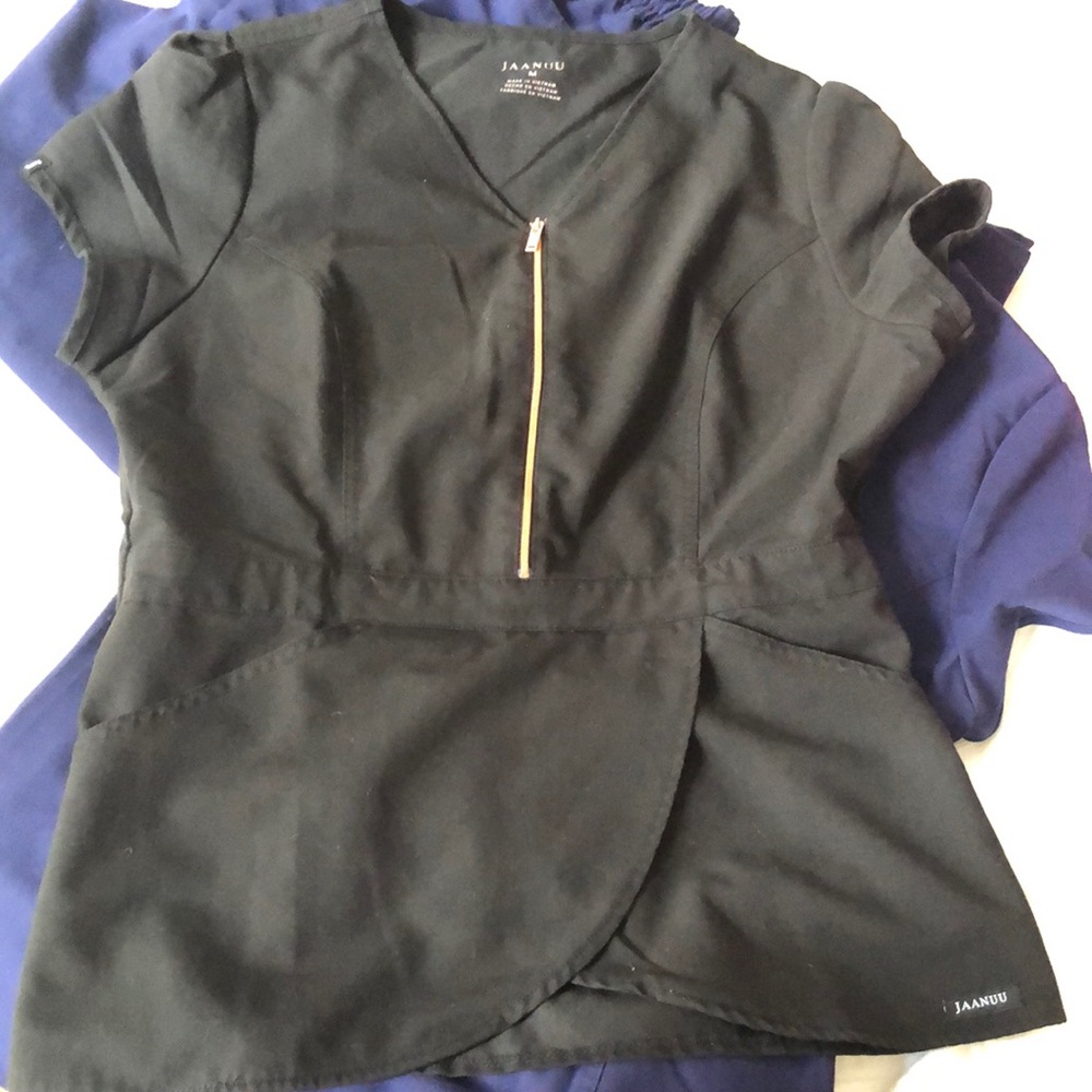 Jaanuu peplum scrub top